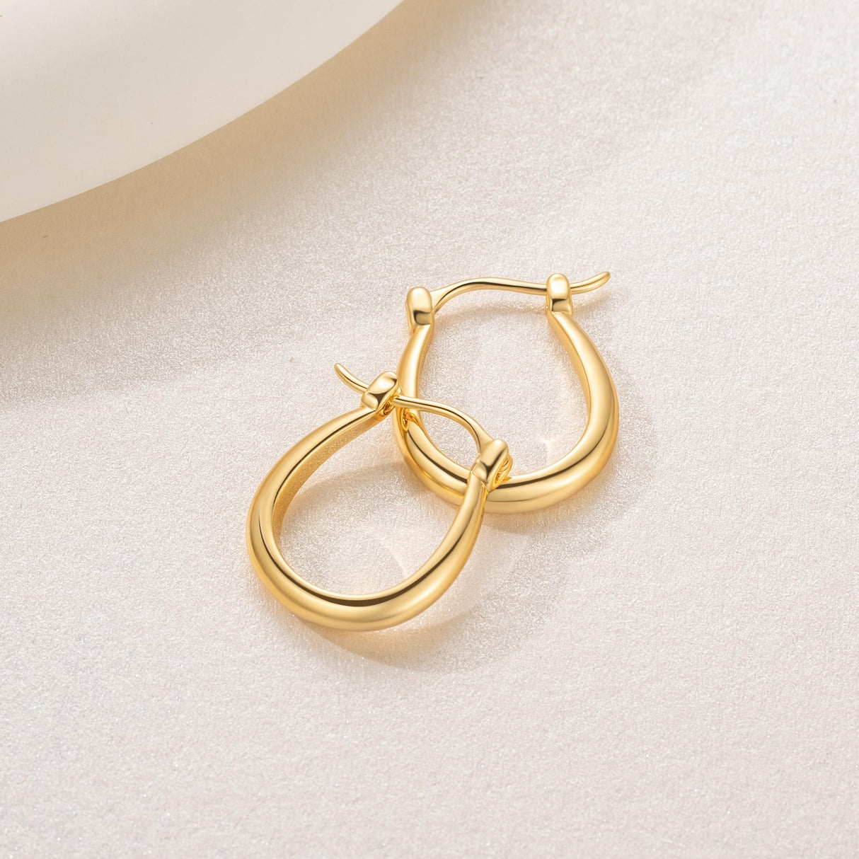 USESMTLE Gold Hoop Earrings for Women 14K Gold Hoop Earrings for Women