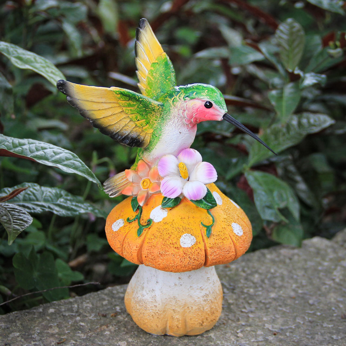 Smadeer Lifelike Hummingbird Sculpture Fairy Garden Accessories Yard Porch Patio Lawn Decor&Home Accents