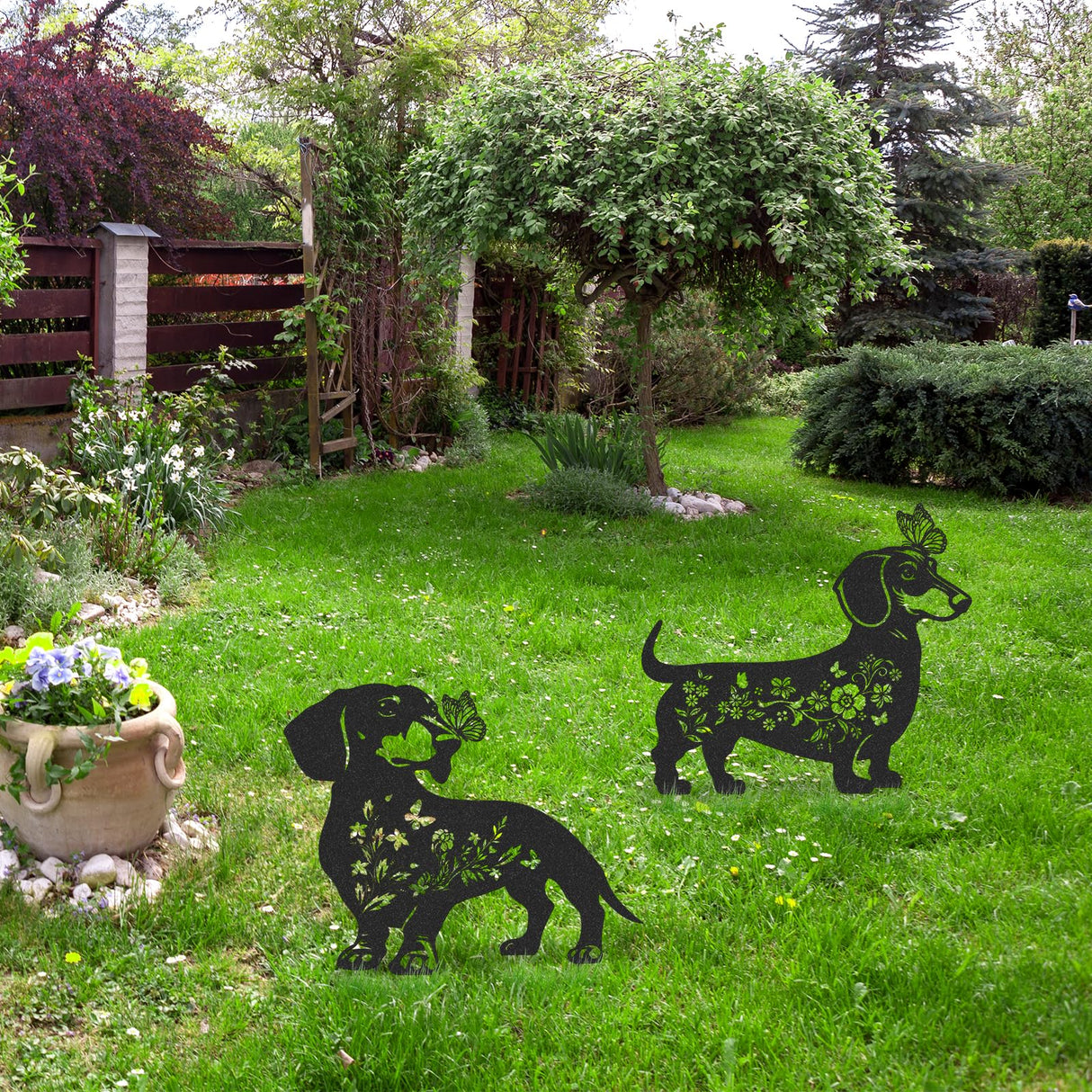 LIRAVENO Dachshund Garden Stakes Decorations - 2 Pcs Metal Dog Lover Statues Set Decor for Yard Black Butterfly Gifts Silhouette Lawn Ornaments Outdoor Cute Art Flowers Patio Signs Animals Sculpture