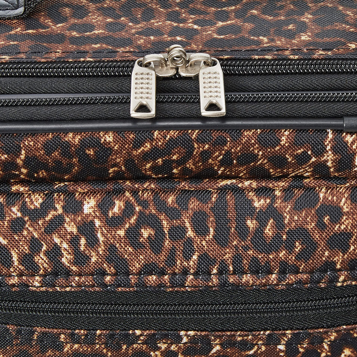 Rockland Fashion Softside Upright Luggage Set, Leopard, 2-Piece (14/19)