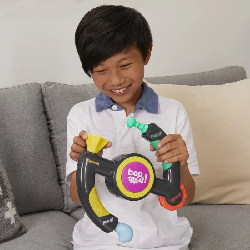 Hasbro Gaming Hasbro Gaming Bop It! Extreme Electronic Game for 1 or More Players, Fun Party Interactive Game for Kids Ages 8+, 4 Modes Including One-On-One Mode