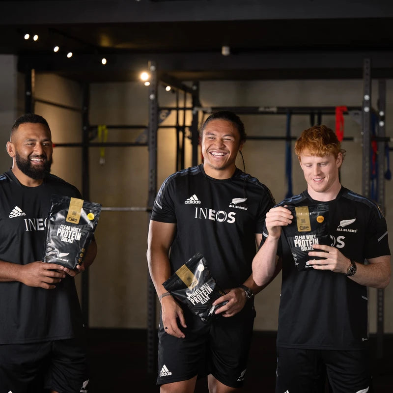 Healthspan Elite All Blacks Ultimate Whey Protein Blend 750g | Whey Concentrate & Isolate Proteins | 24g Protein Per Serving | Muscle Gain | 5.7g BCAAs | Contains Actazin | Vegetarian (Strawberry)
