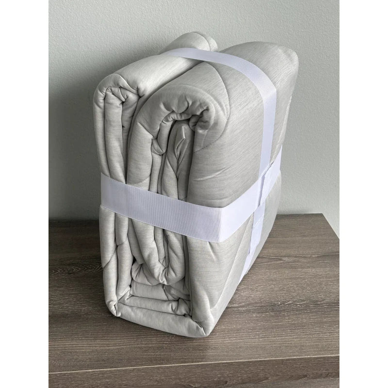 Tempur-Pedic One Tempur-Pedic Lightweight Comforter Blanket FULL/QUEEN Gray New!