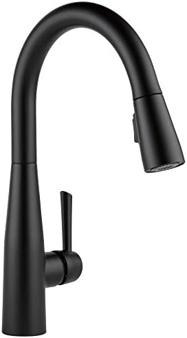 Delta 9113-BL-DST Essa Kitchen Faucet, Standard, Matte Black