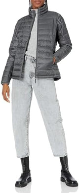 Amazon Essentials Women's Lightweight Water-Resistant Packable Puffer Jacket (Available in Plus Size)