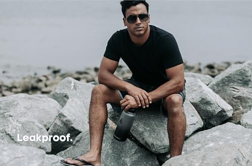 HYDRO CELL Stainless Steel Insulated Water Bottle with Straw - For Cold & Hot Drinks - Metal Vacuum Flask with Screw Cap and Modern Leakproof Sport Thermos for Adults (Graphite/Black 32oz)