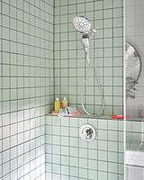 Moen Verso Chrome Round Rain Shower Head and Detachable Handshower Combination with Magnetix Docking System and 60-inch Metal Hose, 220C2