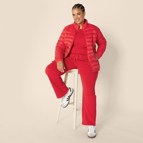 Amazon Essentials Women's Lightweight Water-Resistant Packable Puffer Jacket (Available in Plus Size)