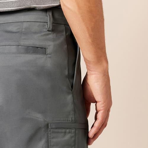 Amazon Essentials Men's 10" Classic-Fit Cargo Golf Short (Available in Big & Tall)