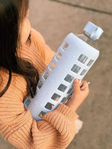 purifyou 40/32/22/12 oz Borosilicate Glass Water Bottles with Volume Markers, Silicone Sleeve, Stainless Steel Lid, Reusable Bottle for Water, Juice, Gym, and Fridge Storage (22oz Ice Blue)