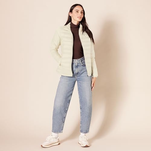 Amazon Essentials Women's Lightweight Water-Resistant Packable Puffer Jacket (Available in Plus Size)