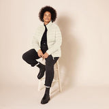 Amazon Essentials Women's Lightweight Water-Resistant Packable Puffer Jacket (Available in Plus Size)