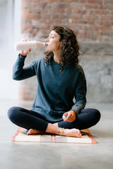 STANLEY All Day Slim Bottle 20-34 OZ | Twist off Lid with Leakproof Seal | Slim Design for Travel & Gym | Insulated Stainless Steel | BPA-Free