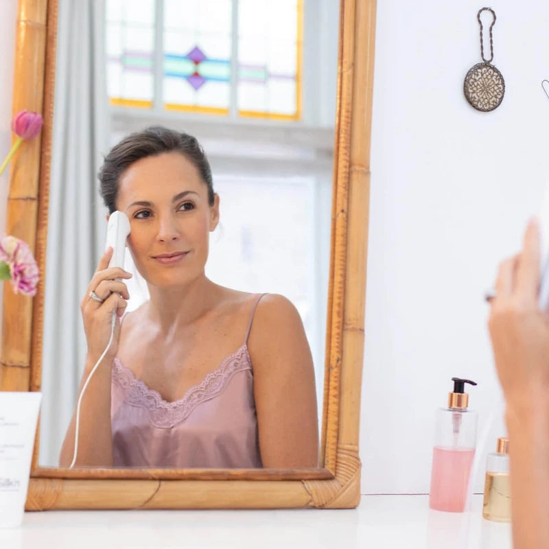 Silk’n H2111/H2112 FaceTite Anti-Aging Device, White