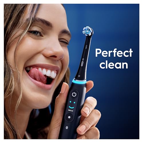 Oral-B iO Ultimate Clean Electric Toothbrush Head, Twisted & Angled Bristles for Deeper Plaque Removal, Pack of 2 Toothbrush Heads, Black