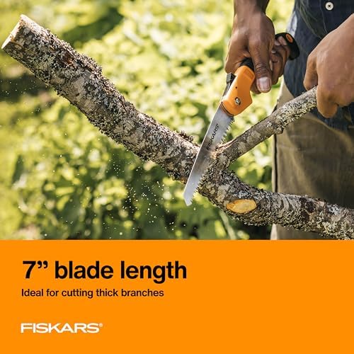 Fiskars Folding Hand Saw, 7" Pruning Saw with Power Tooth Blade with Triple Ground Teeth that Powers Through Wood Faster, Soft Grip Handle