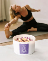 AOOVOO Lavender Scented Candles for Women - 20oz 3 Wick Soy Candles for Home Scented, Aromatherapy Candle with Crystals Inside, Birthday Gifts Christmas Candle for Women Mom