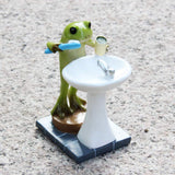 Miniature Frog Garden Statue Outdoor Fairy Animal Figurine for Bathroom