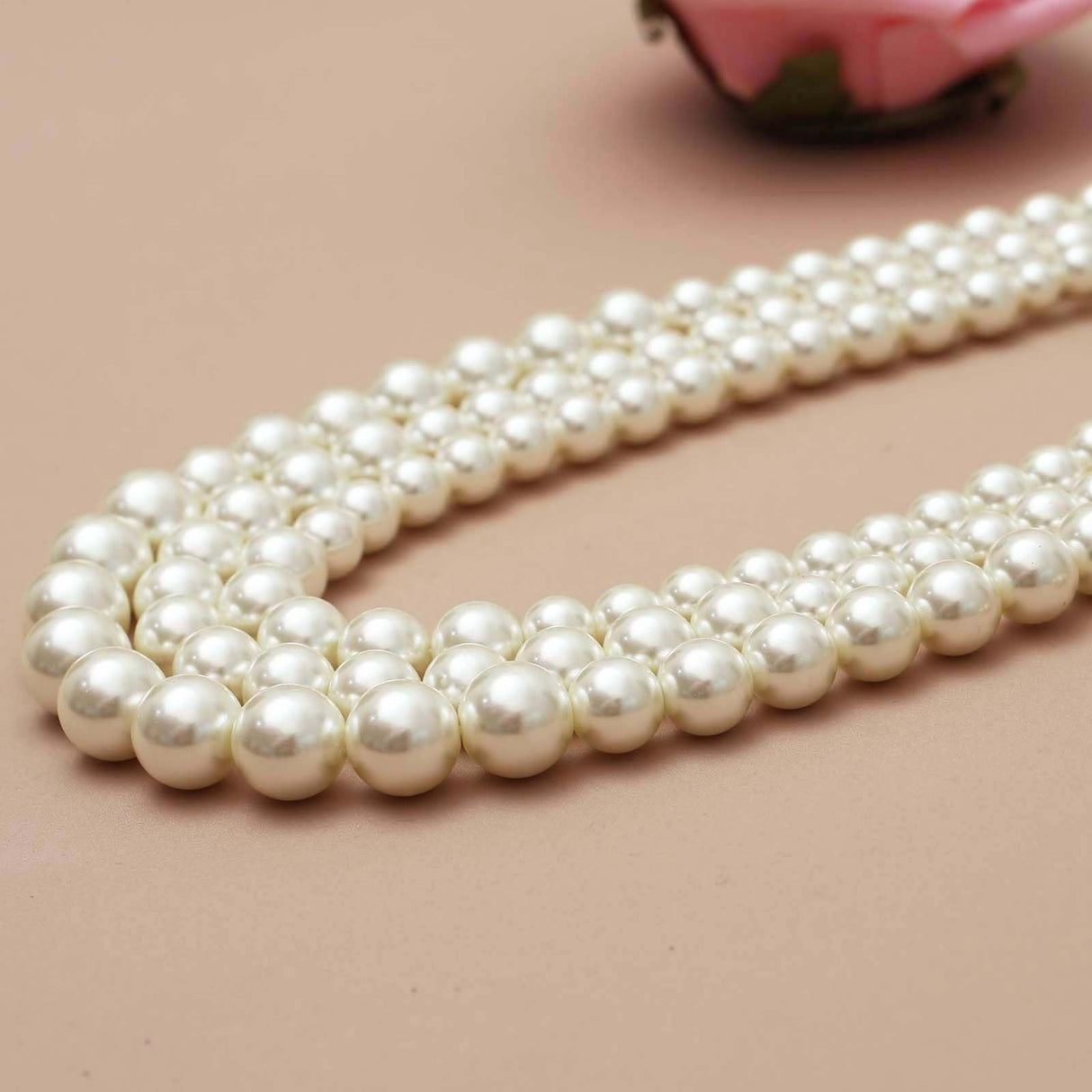 S SUSANN Costume Layered Gold Pearl Necklace Choker Chunky Glass Statement Necklace and Earring, good gift for women Faux pearl necklace (Pearl collar necklace)