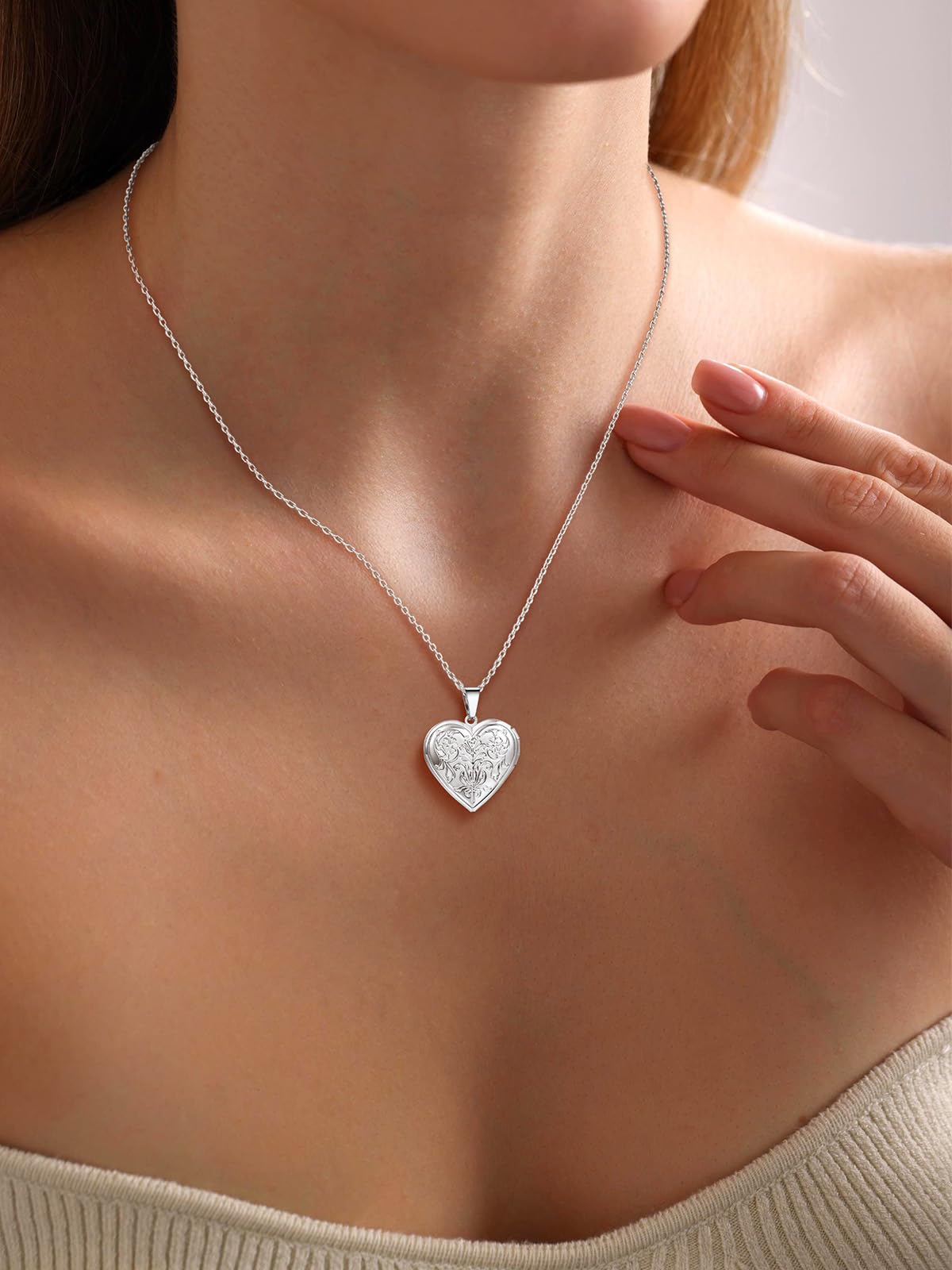 U7 Memorial Photo Locket Necklace, Women Silver Heart Pendant with Engrave