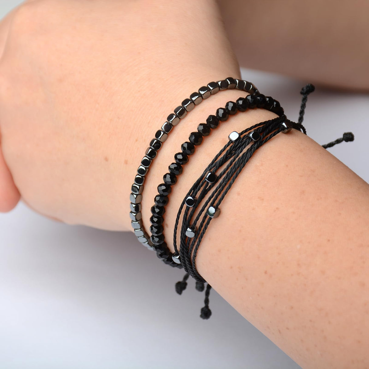 Mezcla Vida 3 Pcs Handmade Women's Stackable Bracelet Set, Adjustable Rope Bracelets Bracelets with Hematite and Glass Beads (black)