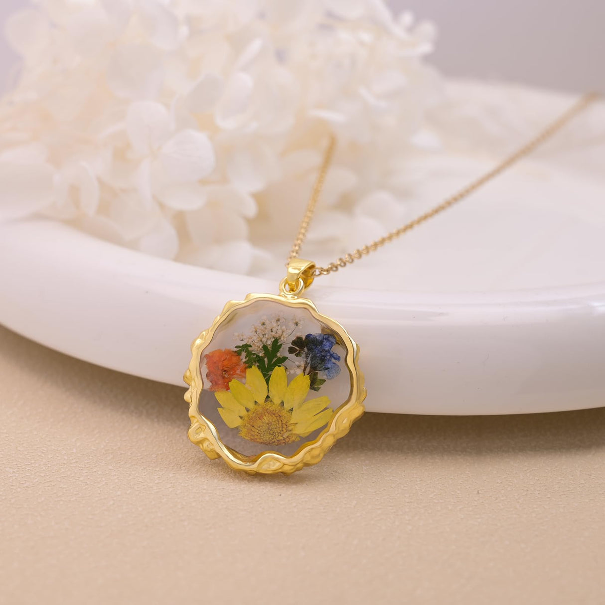 Hefestus Birth Flower Necklaces for Women,October Month Marigold Real Pressed Flower Necklace,Boho-Style Personalized Jewelry,Handmade Floral Pendant,Thoughtful Gift for Christmas,Birthday|18" (Gold)