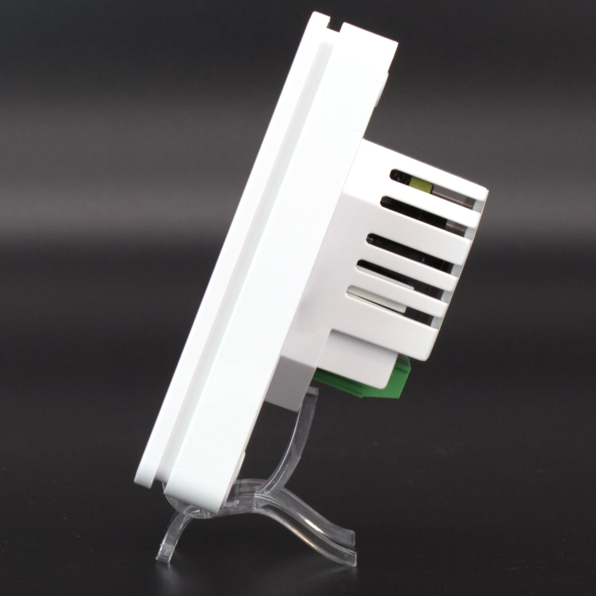 Kudos-Trading - Heatmiser TM4 V2 230v 4 Channel Time Clock 7 Day Timer Programmer Touch Screen Thermostat Works With Heatmisers UH8 Wiring Centre Ideal for Zone Control and Scheduling.