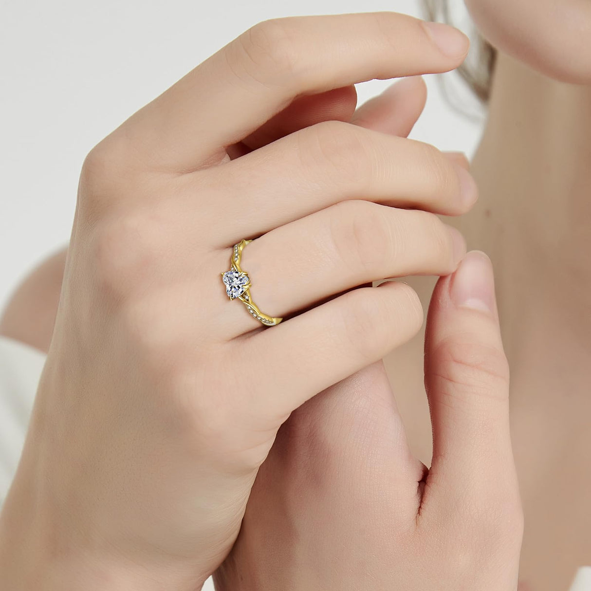 Yaresul 925 Sterling Silver Promise Ring for Her, Gold Heart Rings Size 7