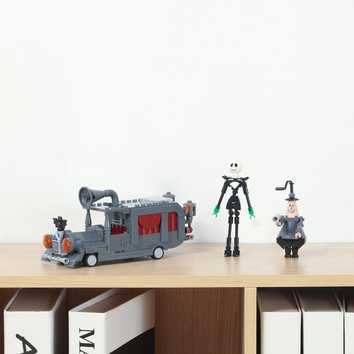 Spaciolo Horror Halloween Toy Building Set, Night Before Christmas Jack and The Mayor of Halloween Town, Mayor-Mobile, Creative Buildable Toy Kit Gifts for Movie Fans Friends Kids, 324PCS