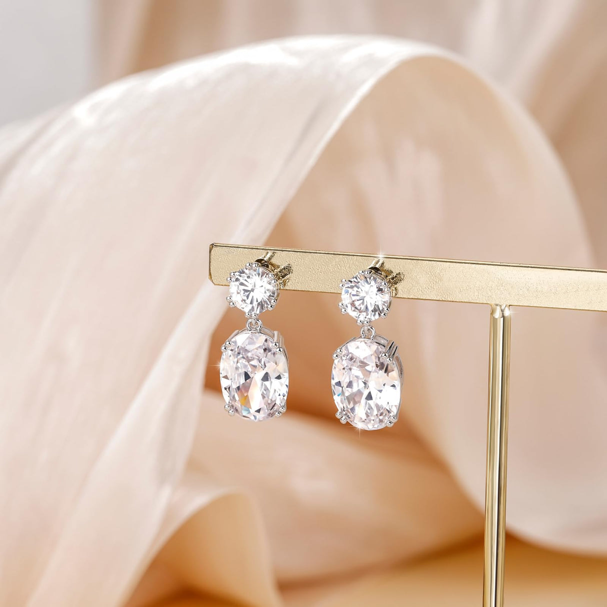 EAMTI Wedding Earrings for Women Cubic Zirconia Dangle Bridal Earrings 925 Sterling Silver Post Oval Earring for Prom Bridesmaid