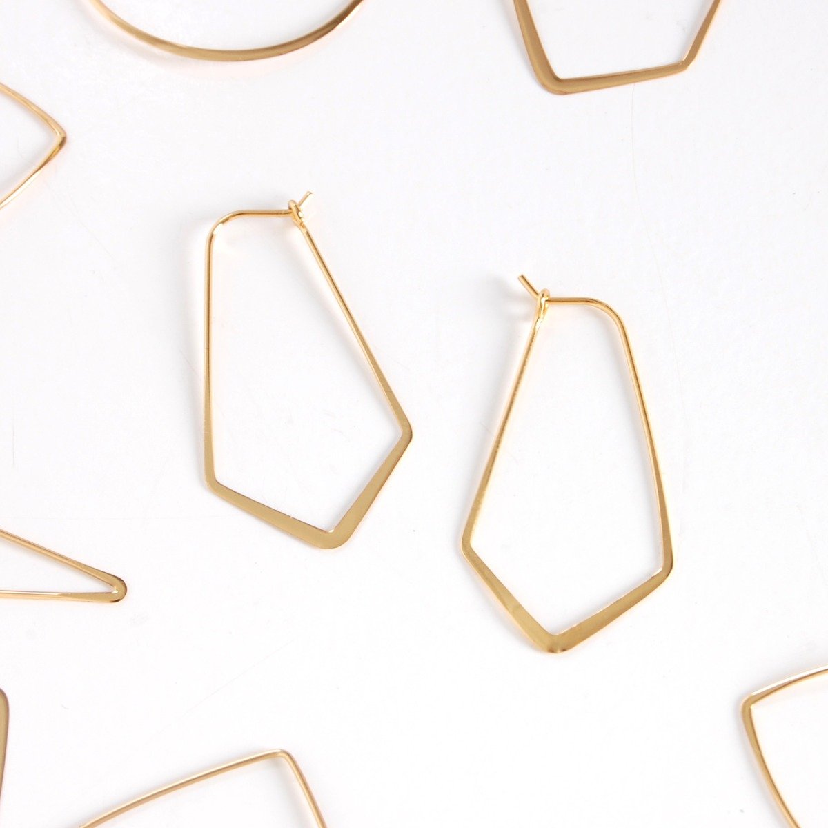 Geometric Chevron Threader Hoop Earrings for Women - 18K Gold Plated Hoops