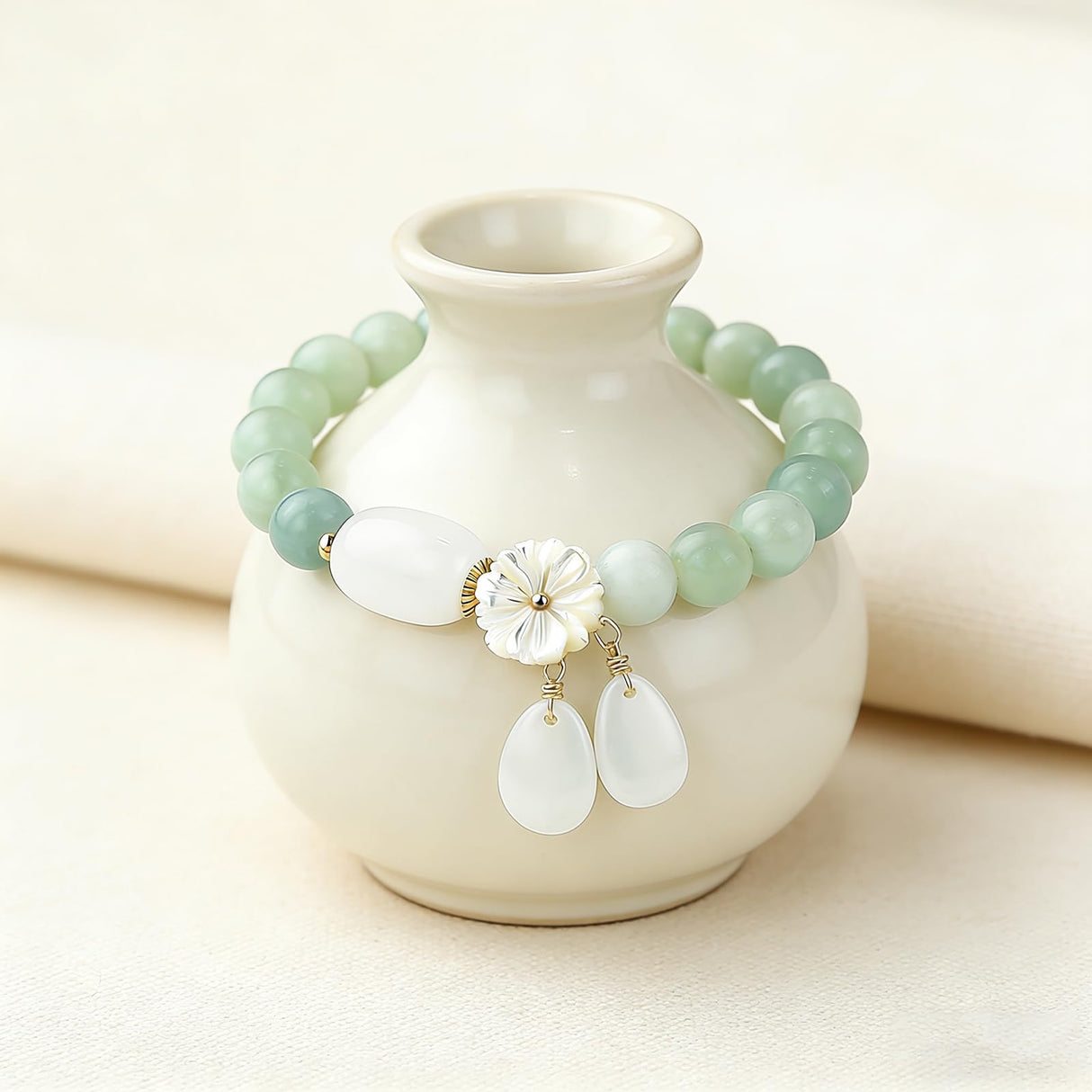 HL1971 Natural Jade Bracelet for Women Gradient Green Jade Bead Elastic Bracelet, Suitable for Christmas, Thanksgiving
