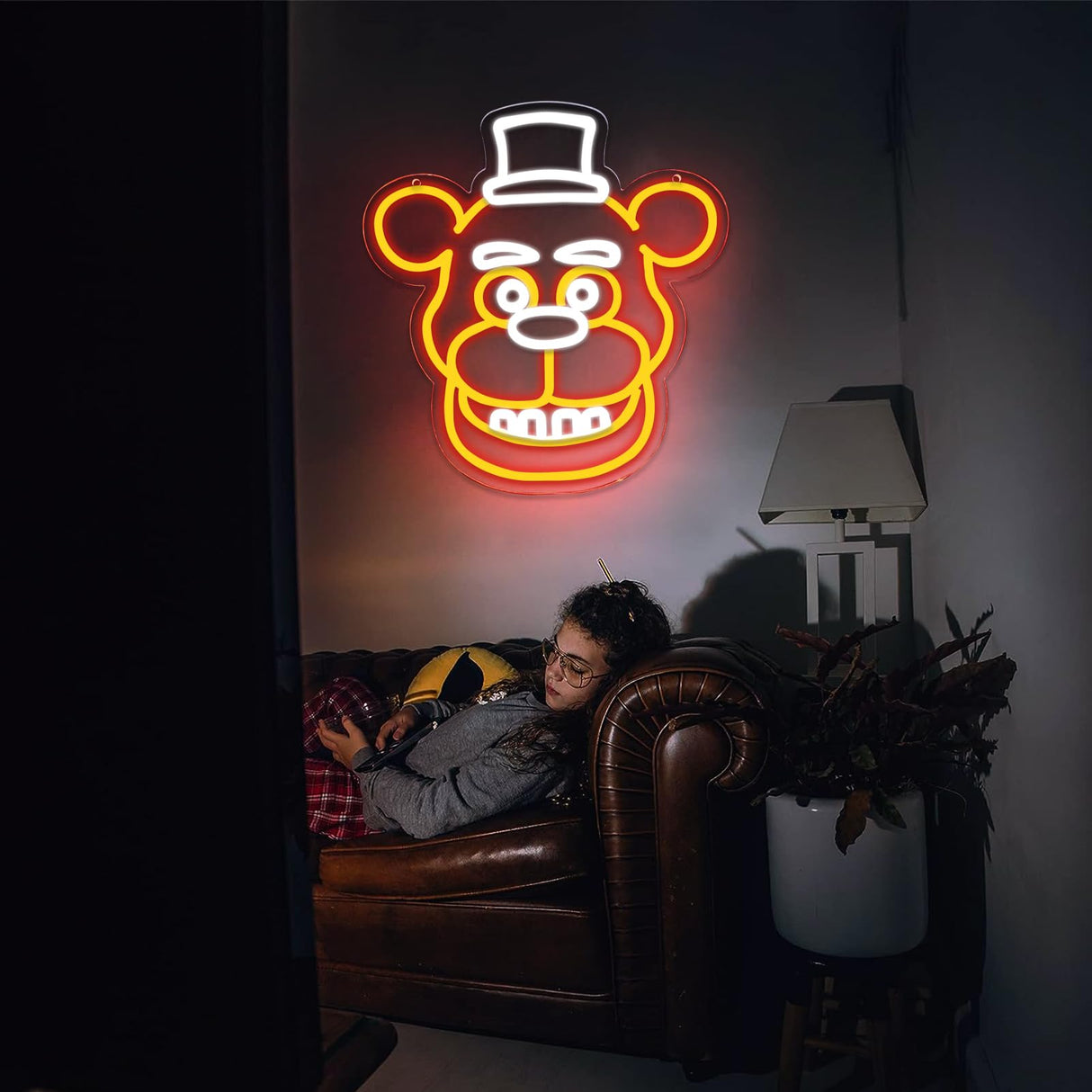 AHlove Freddy Neon Signs for Wall Decor，LED Neon Lights for Bedroom，Birthday、Christmas Gifts for kids 5V Power Adapter 12 * 13Inch(wite+orange)