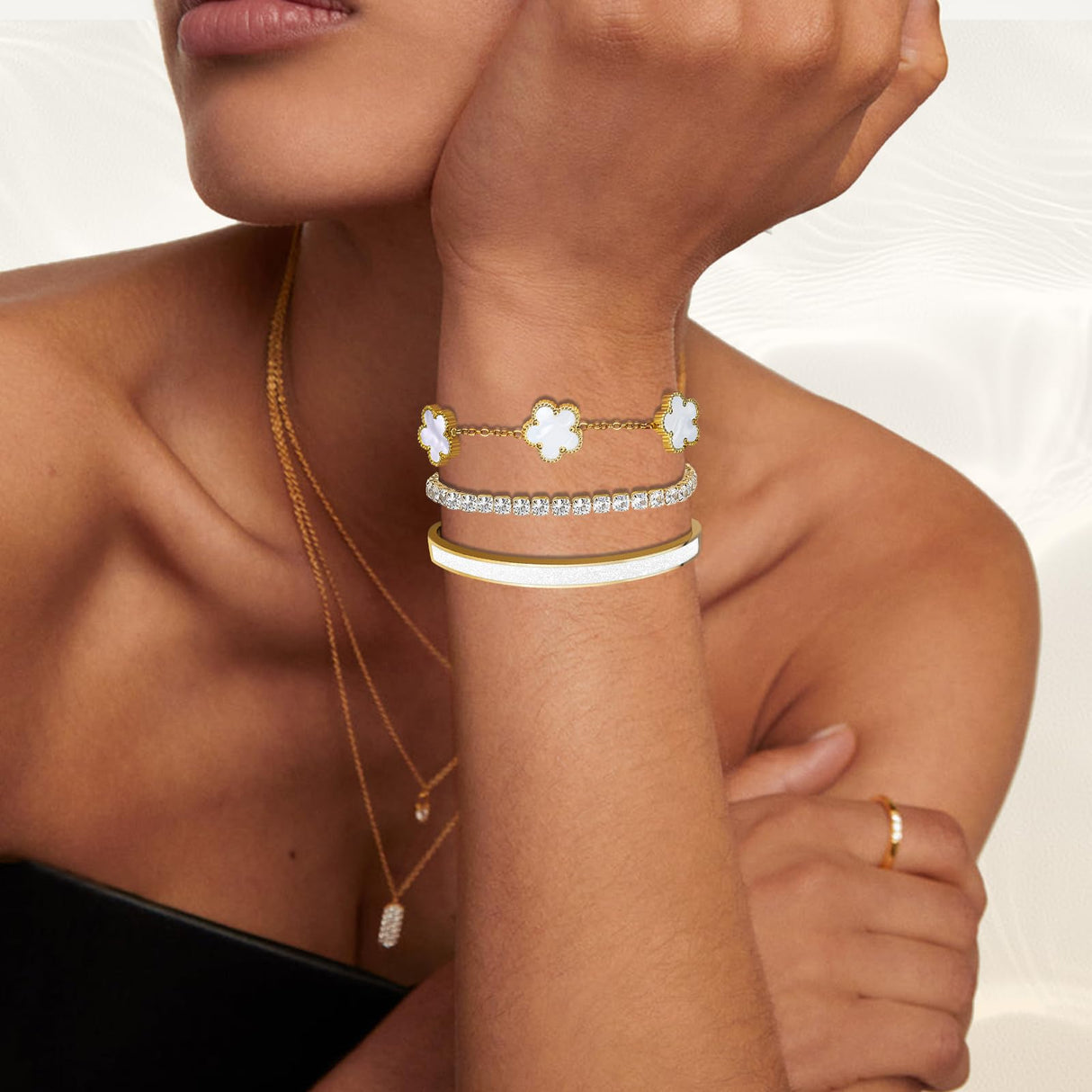 MOINSPIRE Gold Bracelets for Women, 18K Gold Plated Four Leaf Love Tennis Nail Clover Bangle Bracelets Set Non Tarnish, Stainless Steel Trendy Stackable Bracelet Fashion Jewelry Accessories Gifts