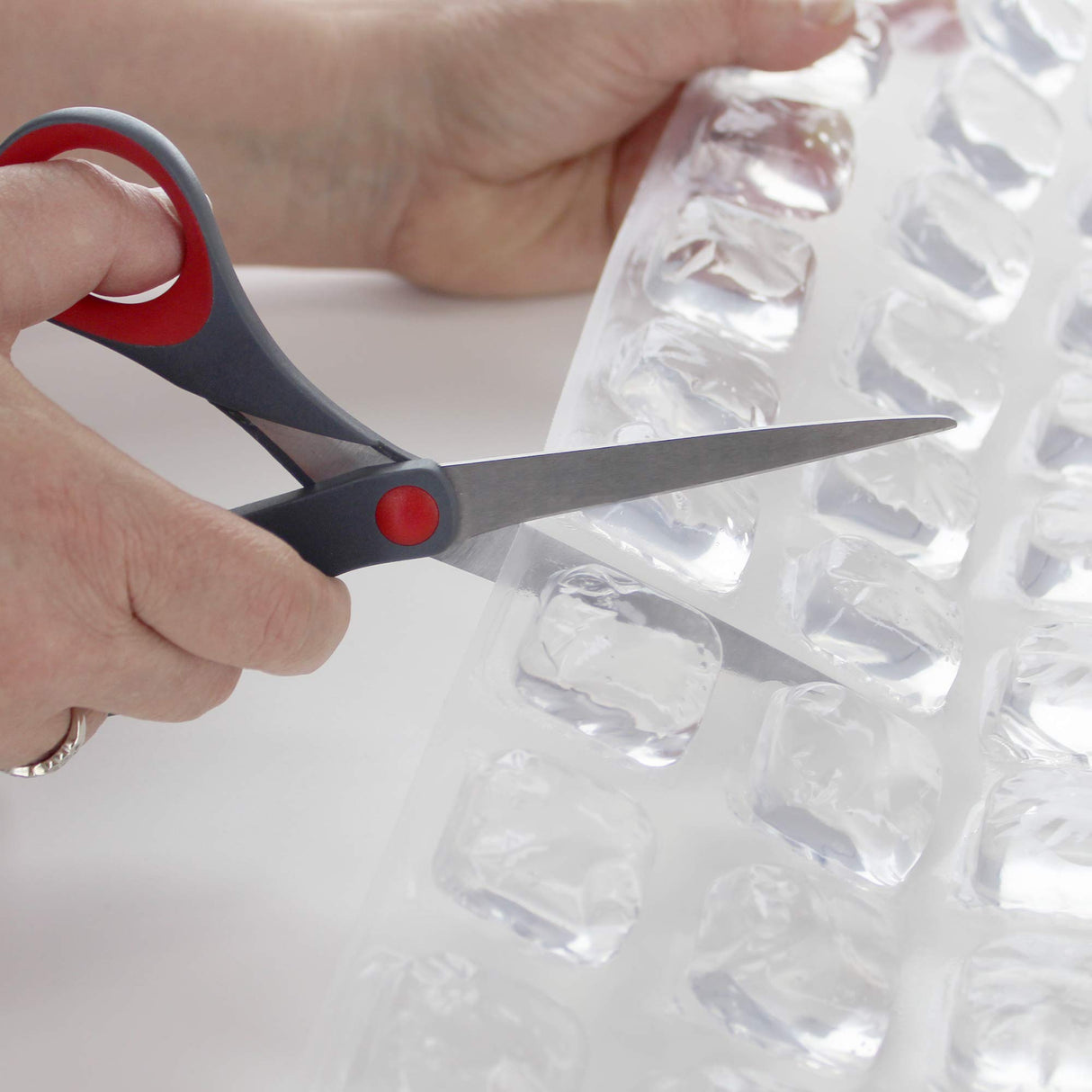 FlexiFreeze Reusable Ice Packs for Coolers – Ice Sheet Freezer Packs with 88 Ice Cubes, Flexible & Cuttable (6 Pack)