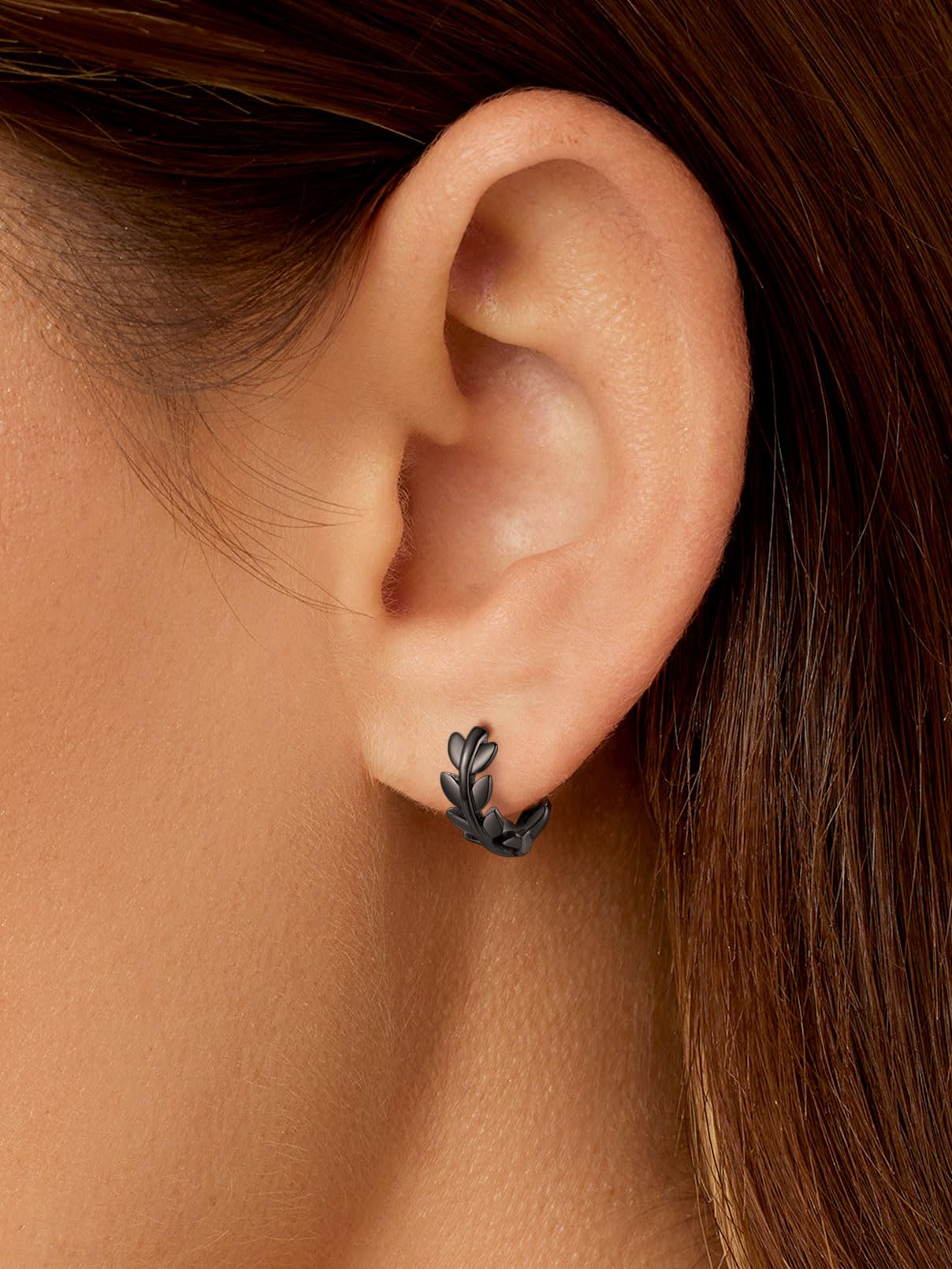 FaithHeart Small Black Leaf Hoop Earrings for Women, Black Stainless Steel Huggie Hoops Earrings Lightweight Hypoallergenic Jewelry for Sensitive Ears