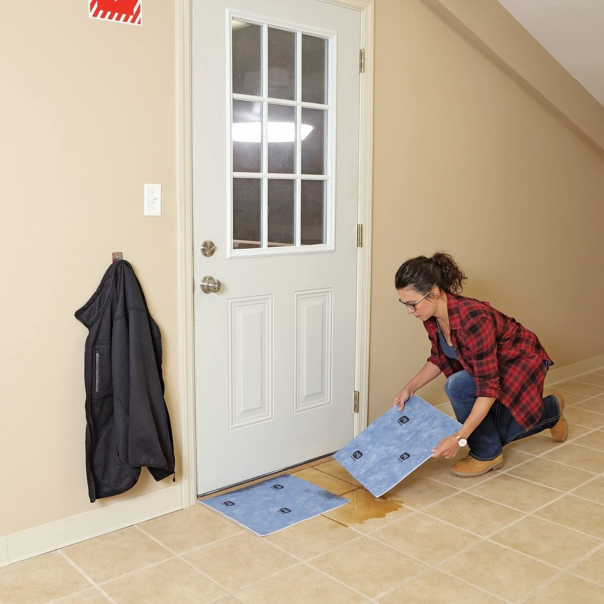 PIG Water Absorbent Mat - Reusable - 20 Pack - 15" x 19" Pads - PM50566