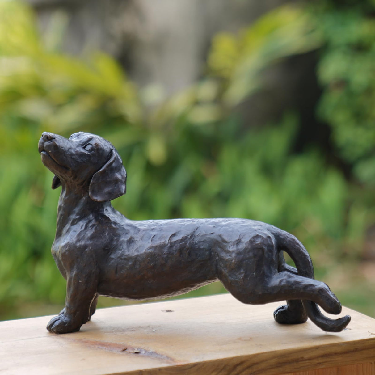 LC LCdecohome Dog Statues Outdoor Dachshund Décor - Wiener Dog Garden Statue Made of Resin Material Sausage Statue Dark Brown 12.75 * 4 * 8.5 inch for Patio Lawn Yard Porch Garden Gift Figurine