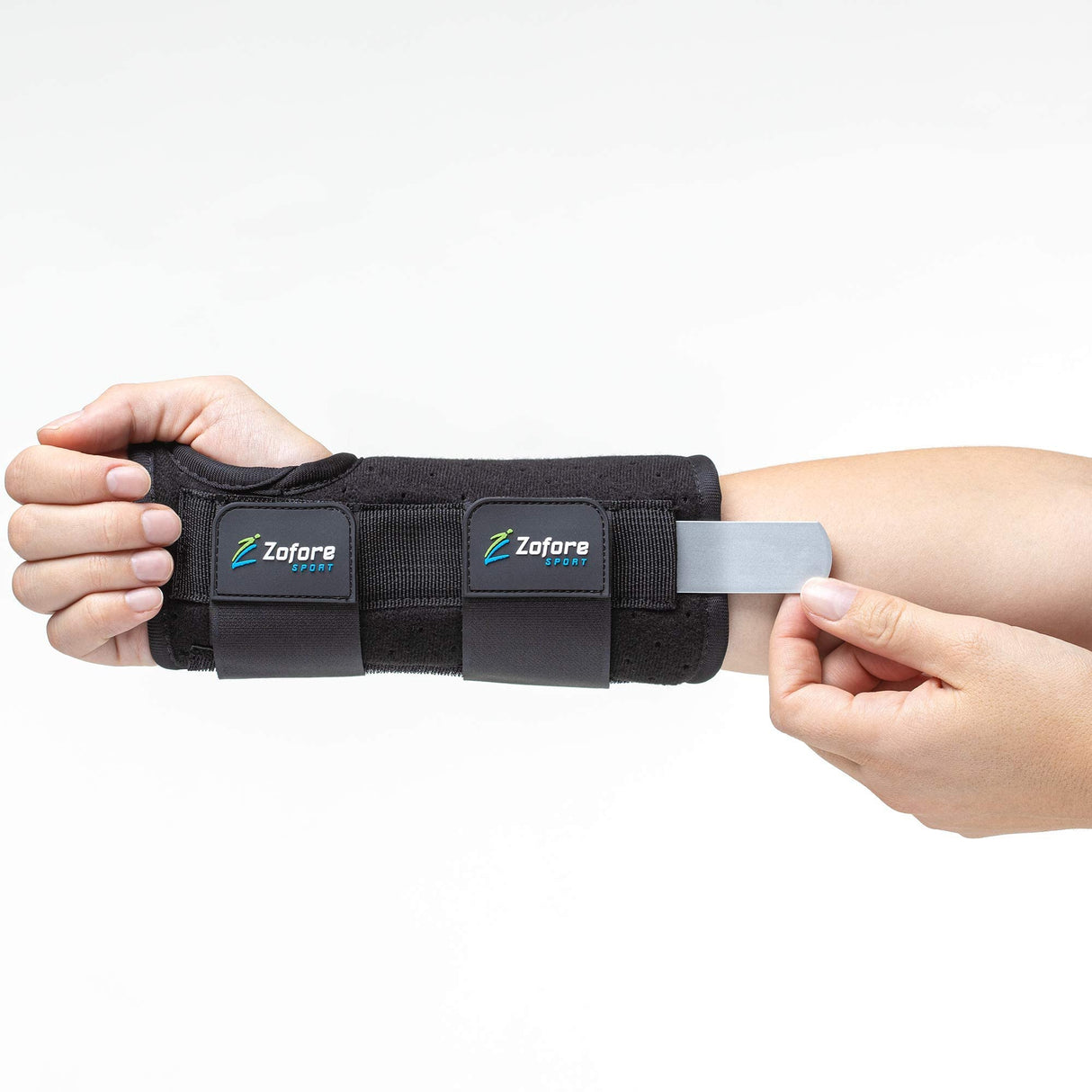 Carpal Tunnel Wrist Brace Night Support and Metal Splint Stabilizer [Single] - Helps Relieve Tendinitis Arthritis Carpal Tunnel Syndrome Pain - Reduces Recovery Time for Men Women - Right (S/M)