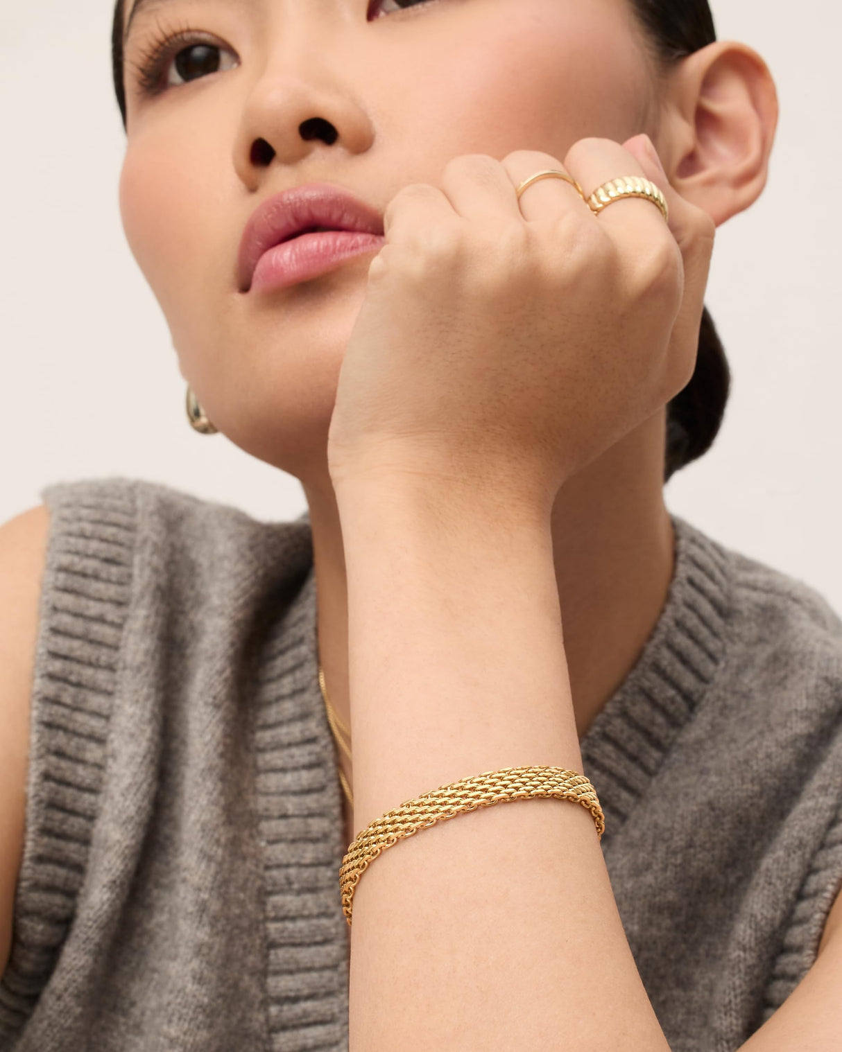 PAVOI 14K Yellow Gold Plated Chunky Chain Adjustable Bracelet for Women | Stainless Steel Lightweight Weave Link Chain Bracelet | 7 Inches + 1.5 Inch Extender