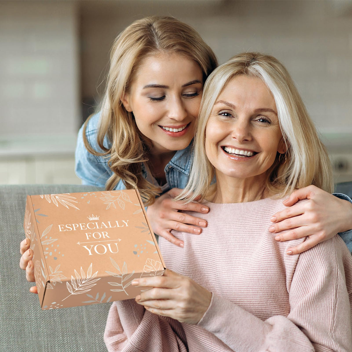 Christian Gifts for Women Faith, Inspirational Religious Gifts for Women Mom Grandma Sister Friends Encouragement Gift Basket with Canvas Tote Bag 16oz Can Glass, Unique Birthday Christmas Gift Ideas