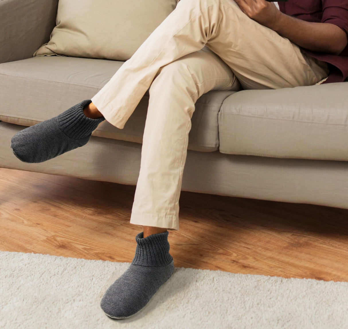 BenSorts Winter Thick Fuzzy Slipper Socks for Men Christmas Cozy Grip Socks Slipper Non Slip Gifts Christmas 2 Pairs Dark Gray Khaki Size 10 11 12 13