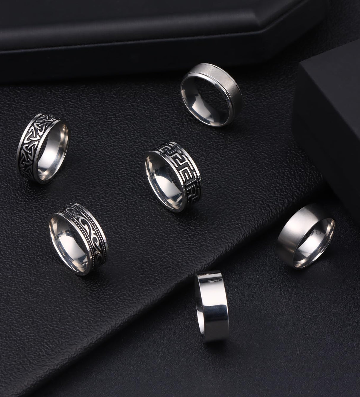 WAINIS 12Pcs Stainless Steel Vintage Signet Rings for Men