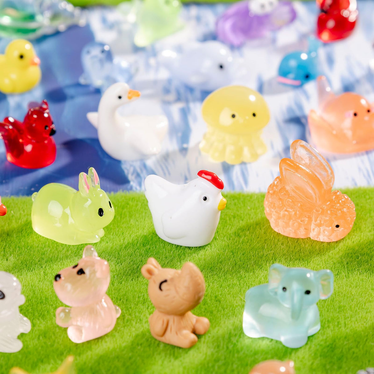 Faunamancy 300 Pcs Mini Resin Animals Figurines Bulk,300 Styles Tiny Animals Variety Pack for Fairy Garden Landscape,Hide Crafts Decor