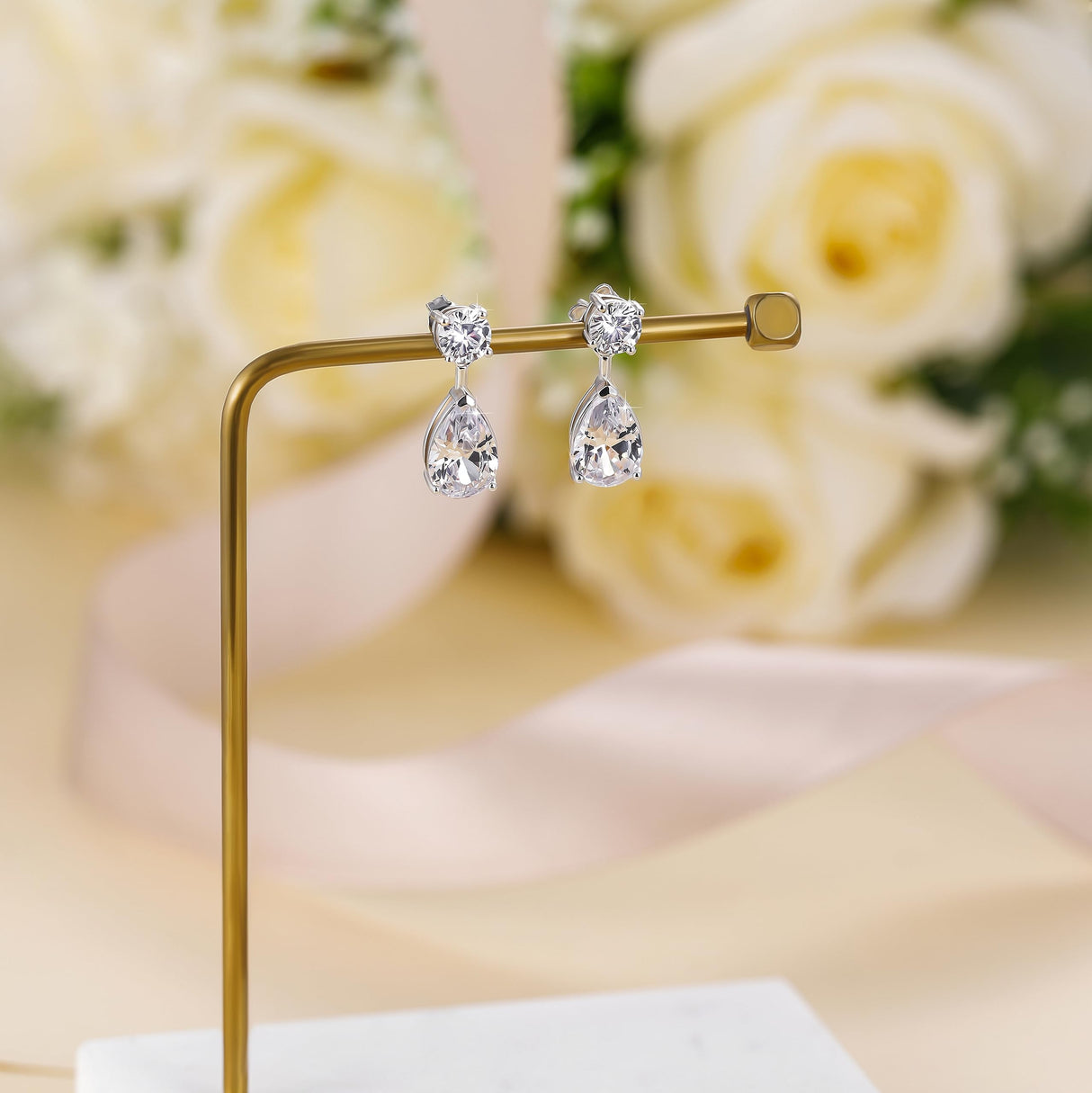 EAMTI Teardrop Bridal Wedding Earrings for Women Cubic Zirconia Crystal 925 Sterling Silver Post Pear Cut Dangle Earring for Bride Bridesmaid