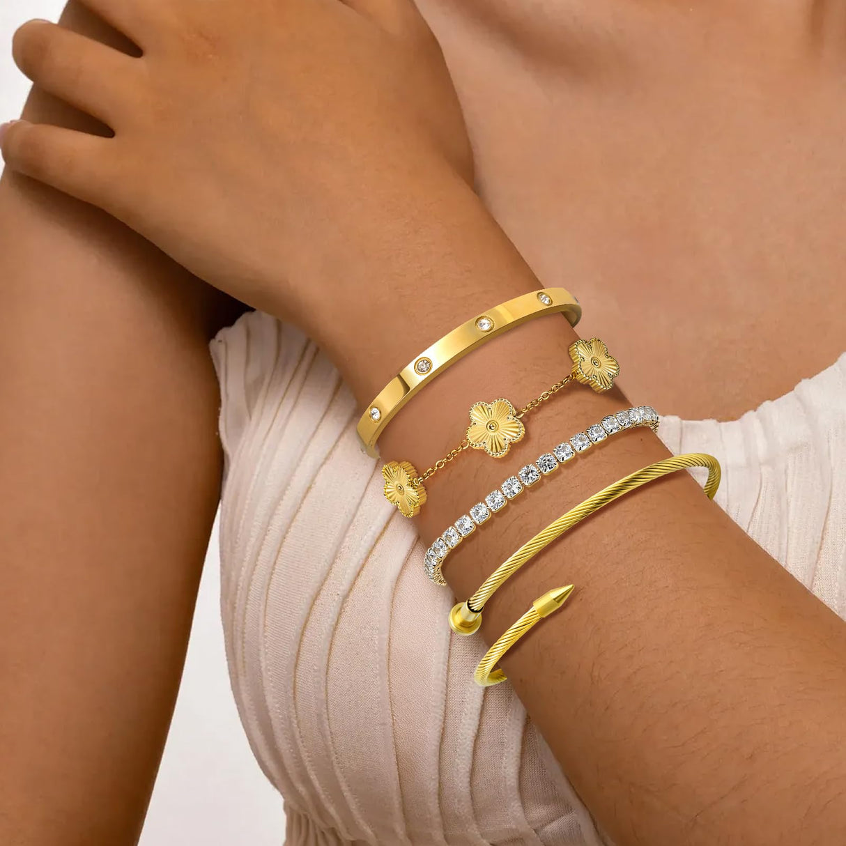 MOINSPIRE 18K Gold Plated Bracelets for Women, Stainless Steel Four Leaf Clover Tennis Nail Love Bangle Bracelets Set, Trendy Stackable Twist Cuff Bracelet Non Tarnish Jewelry Gifts Choice