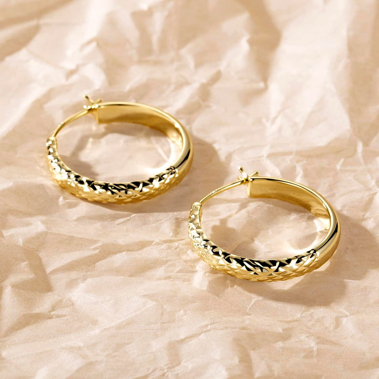 AIGAMIT 14K Gold Hoop Earrings for Women Gold Earrings for Women
