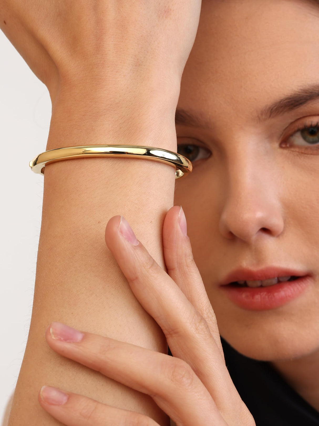 Pearich Gold Bracelets For Women,14k Gold Bangle Bracelets, Hinged Bangle Bracelet,Bangle Bracelets Non Tarnish, Jewelry For Women