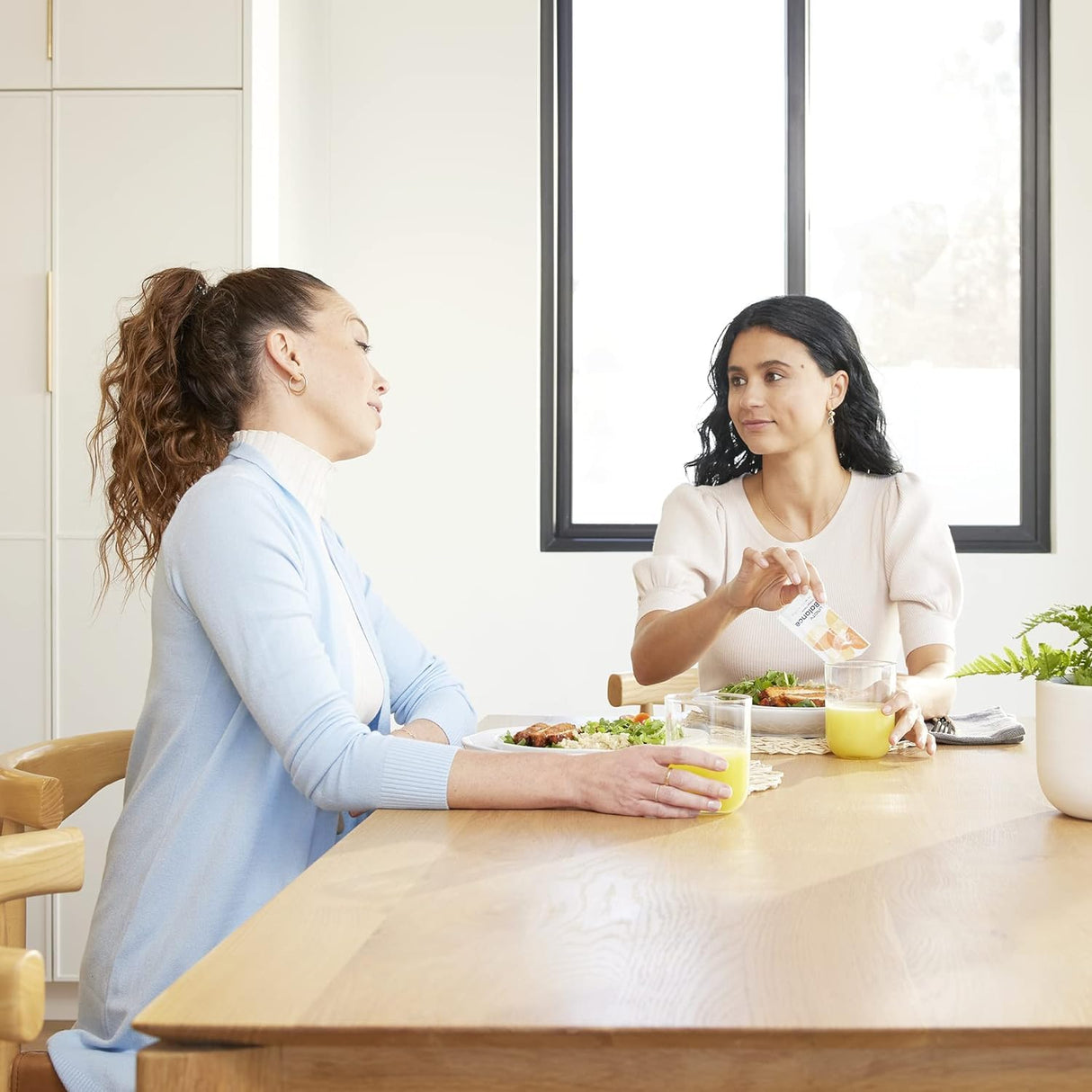 UNICITY BALANCE NATURAL ORANGE—Stay full longer by slowing carbohydrate absorption (30 Packets). Helps support a healthy digestive system and keeps your body well maintained (30-Day Supply)