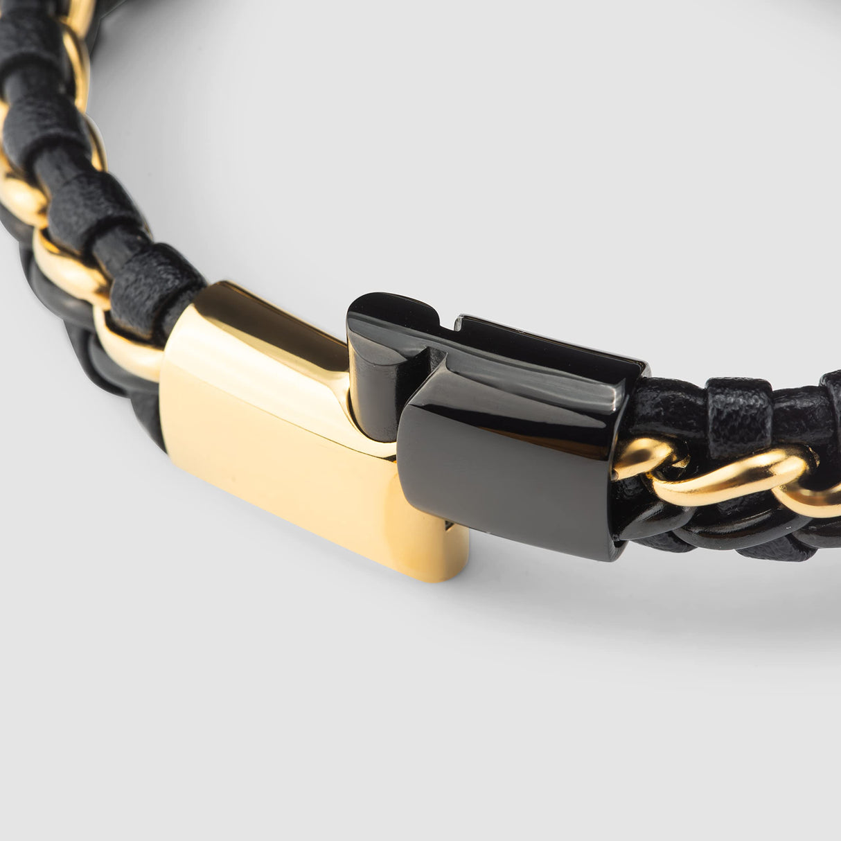 SERASAR Bracelets for Men 20cm Gold Gift Box Genuine Leather Cowhide Braided Adjust Able Magnetic Clasp Multi Layer Jewellery Rope Man Mans Male Mens Band Jewelry Accessories